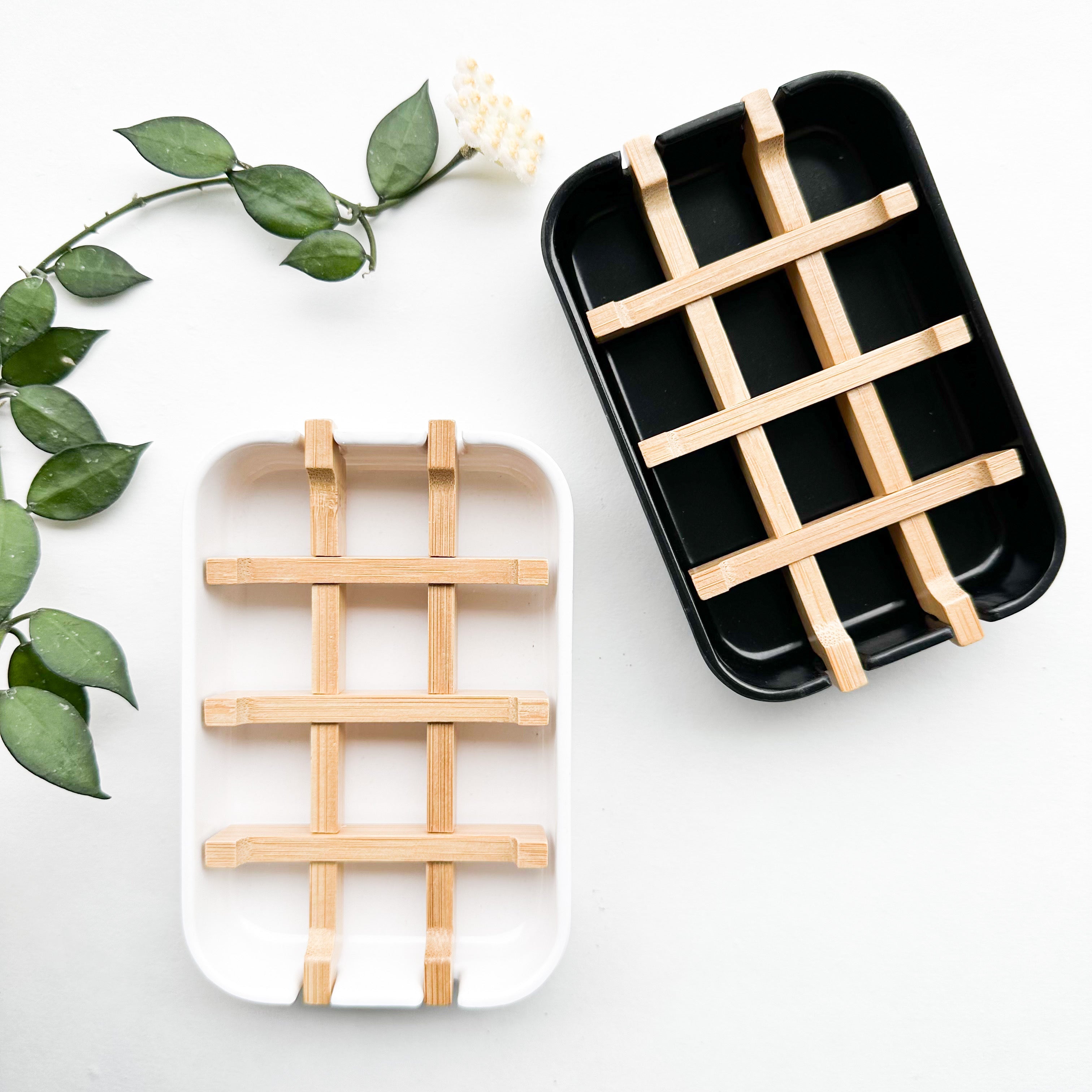 Biodegradable & Cornstarch Soap Dish - Plastic-Free Natural Wood Design