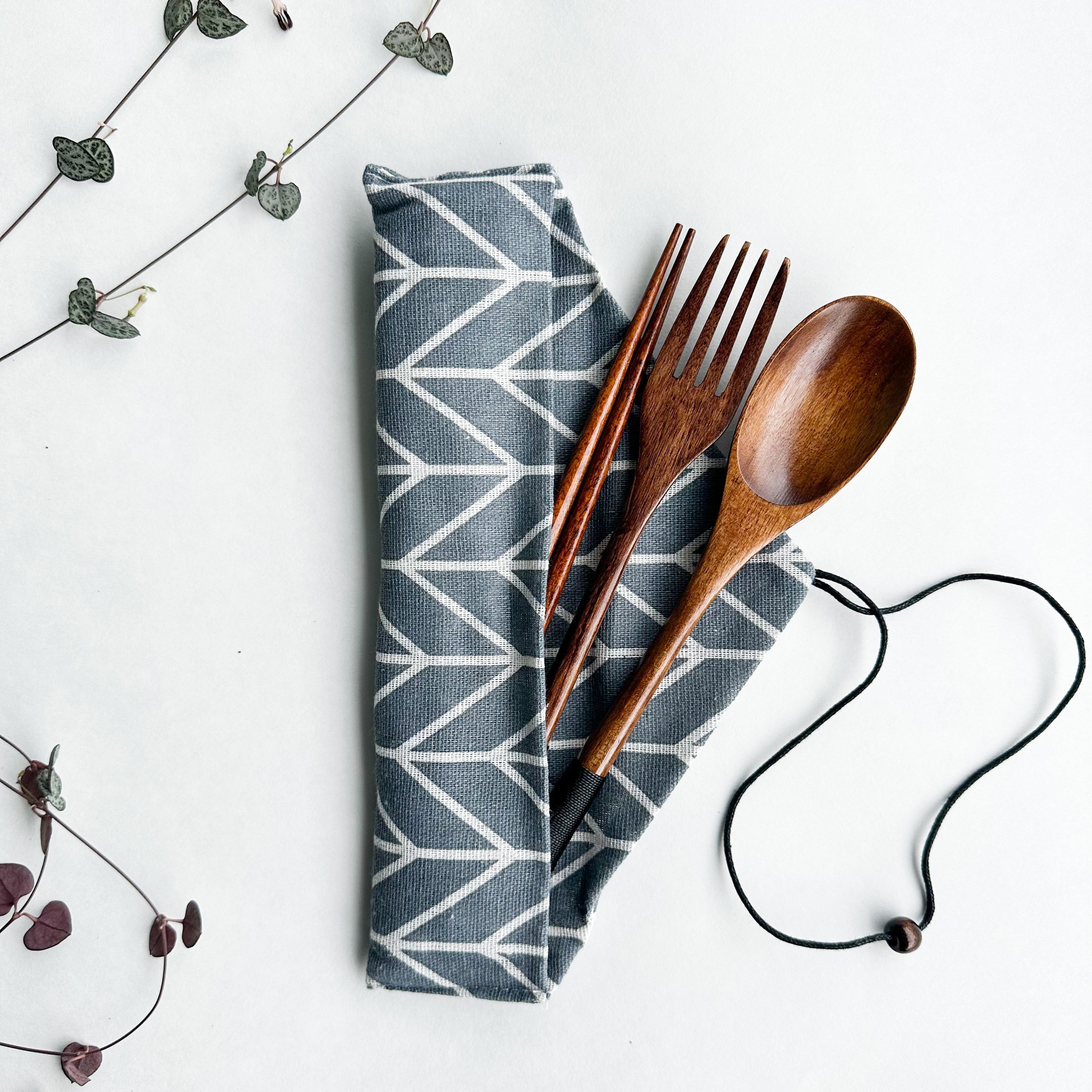 Premium Natural Wood Handmade Cutlery Set - Modern Eco-Design