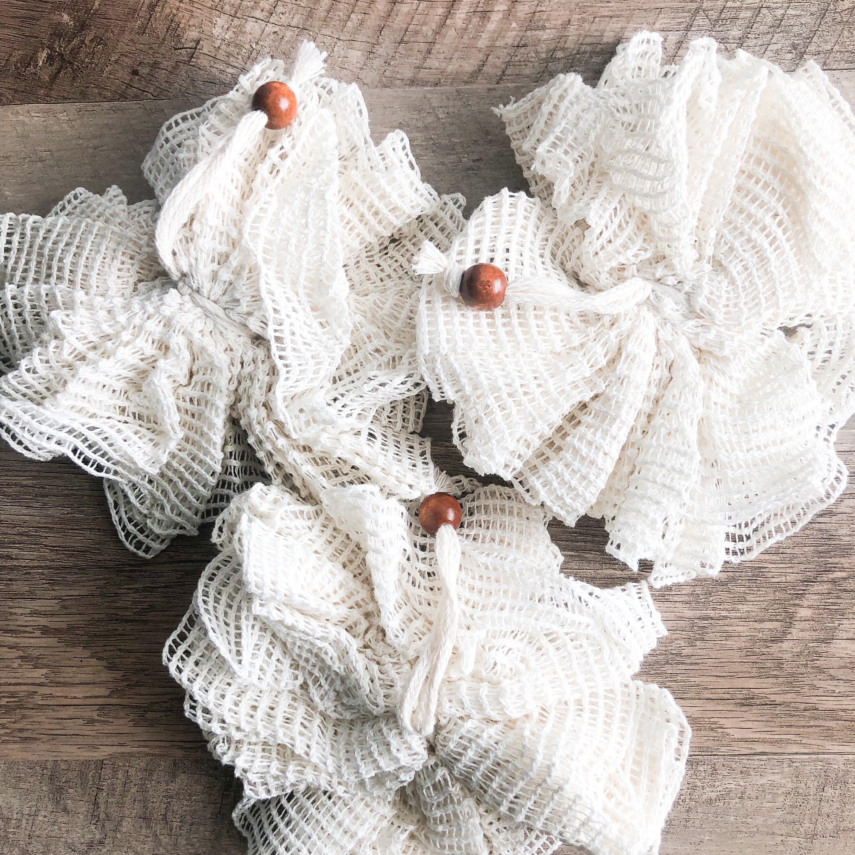 Plastic-Free Natural Wood Ramie Bath / Shower Puff | Eco-Friendly Choice