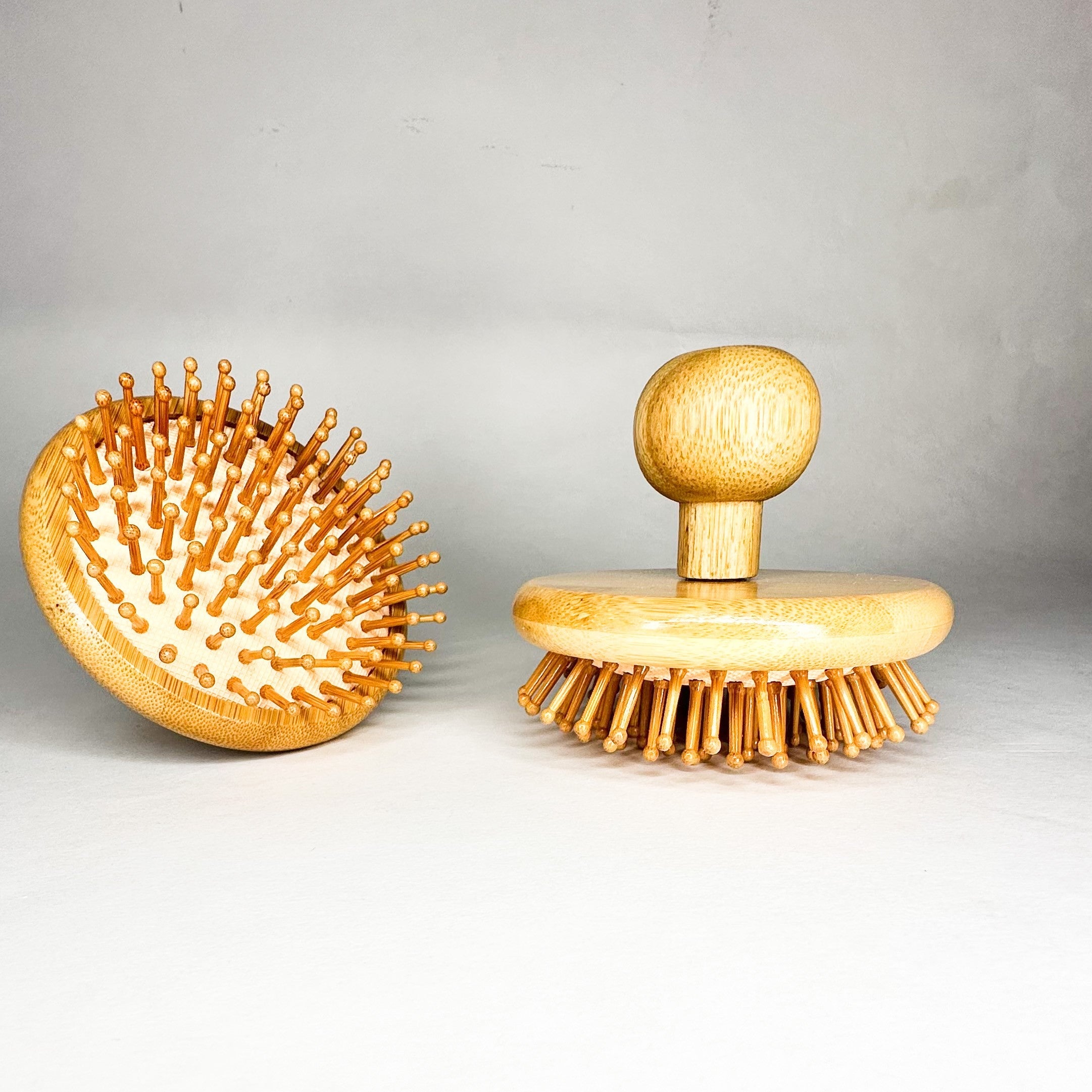 Eco-Friendly Scalp Massager - Sustainable Natural Wood Design